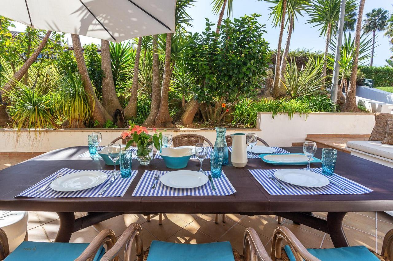 Decor N' Cozy Place For Families And Friends Guia  Exterior photo