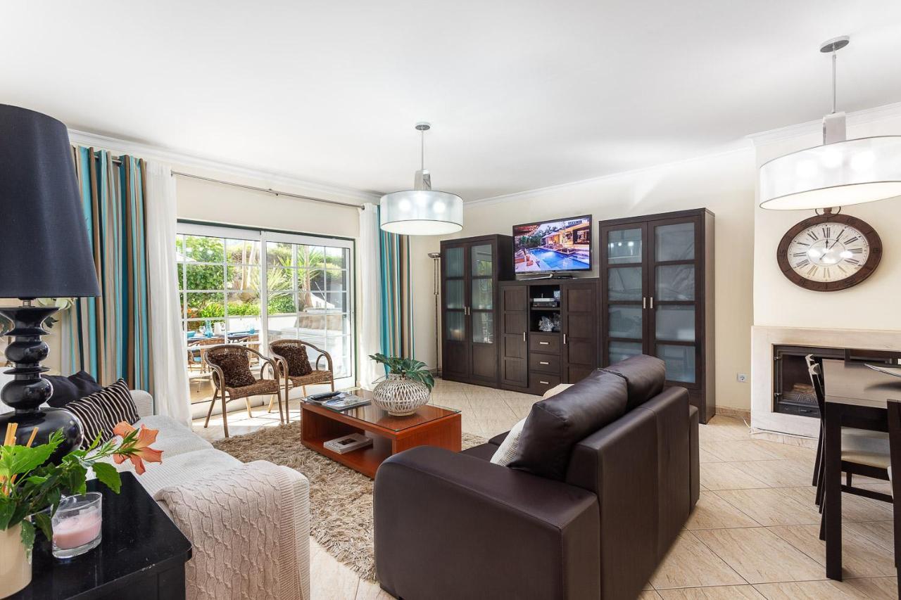 Decor N' Cozy Place For Families And Friends Guia  Exterior photo