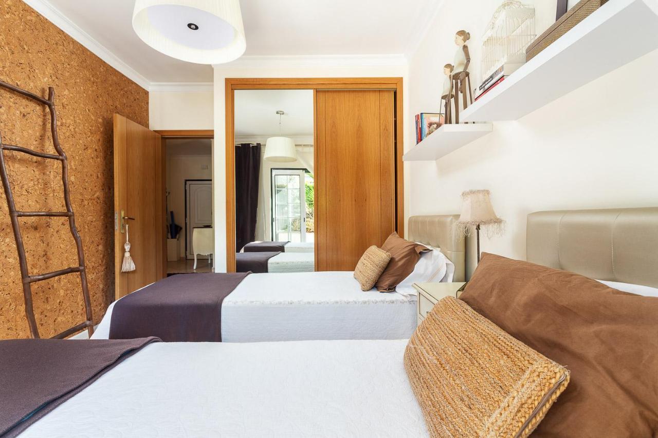 Decor N' Cozy Place For Families And Friends Guia  Exterior photo